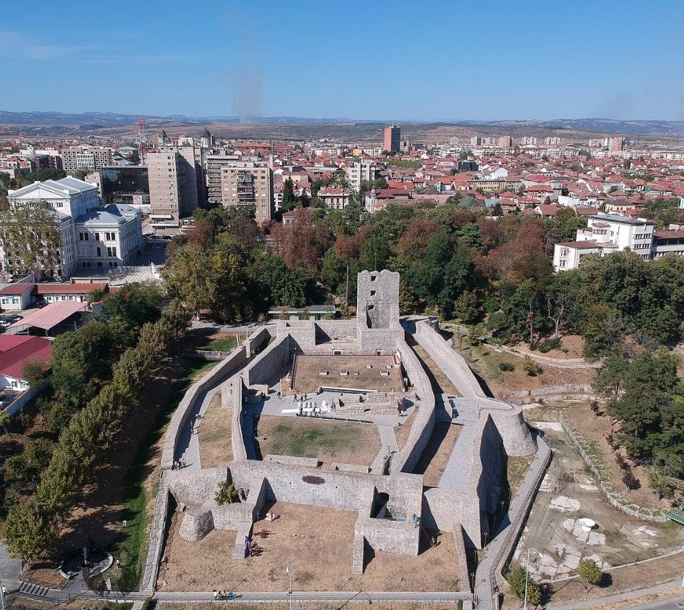 Cetatea Medievala Seini (Zynir), Romania, Romania